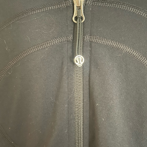 Lululemon Jacket - Picture 3 of 5